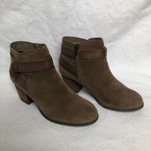 Size 6.5 Dolce Vida Suede Booties
